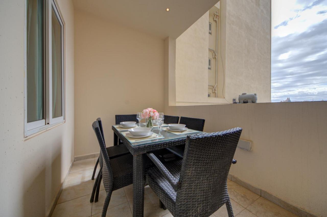 Sapphire Residences - Apartments & Penthouse In Central Sliema By Shortletsmalta Dış mekan fotoğraf