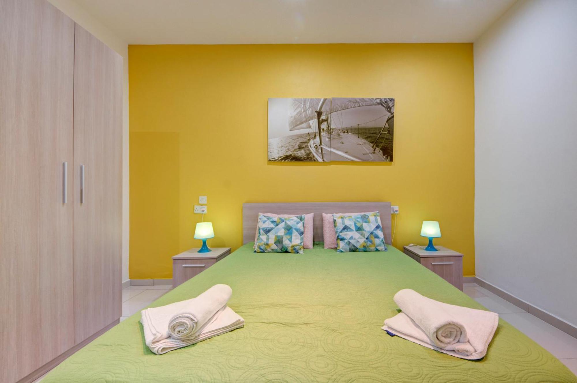 Sapphire Residences - Apartments & Penthouse In Central Sliema By Shortletsmalta Dış mekan fotoğraf