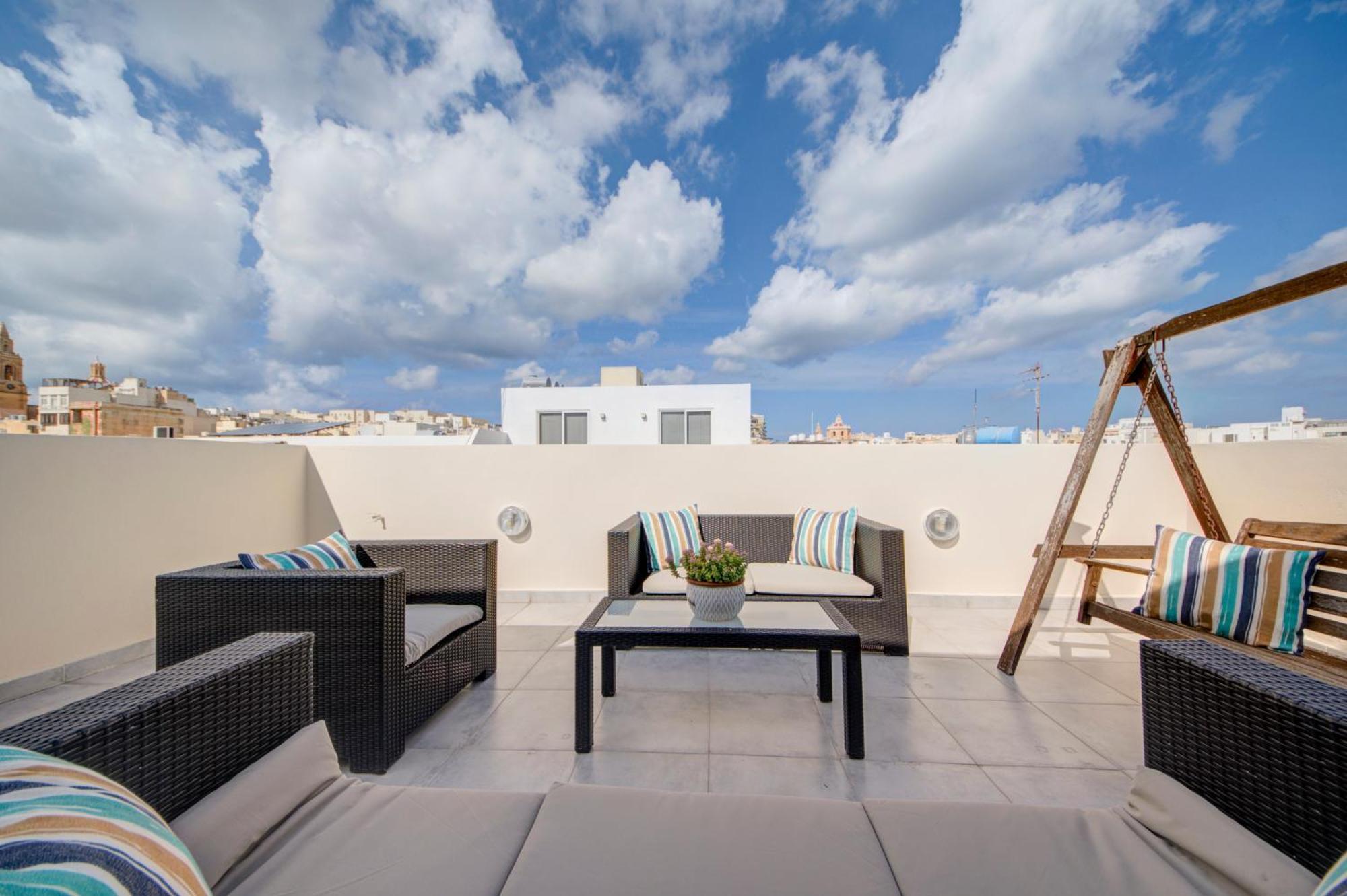 Sapphire Residences - Apartments & Penthouse In Central Sliema By Shortletsmalta Dış mekan fotoğraf
